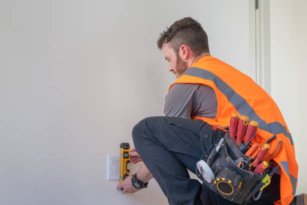 Best Residential Electrician Services  in Altamont, OR